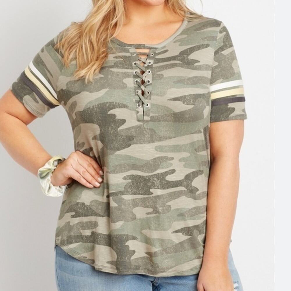 Maurice’s 24/7 Camo Camouflage Green Lace Tied Soft Stretchy Casual Tee 2